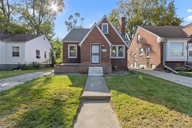 Primary Photo - 13575 Rutherford St