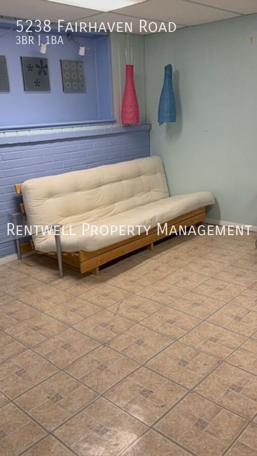 Building Photo - 5238 Fairhaven Rd