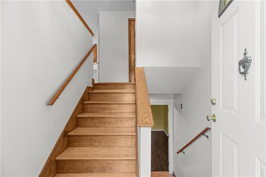 Building Photo - 25 Harris Dr