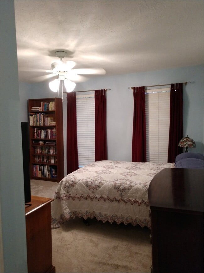 Building Photo - 15222 Holland Fields Cir