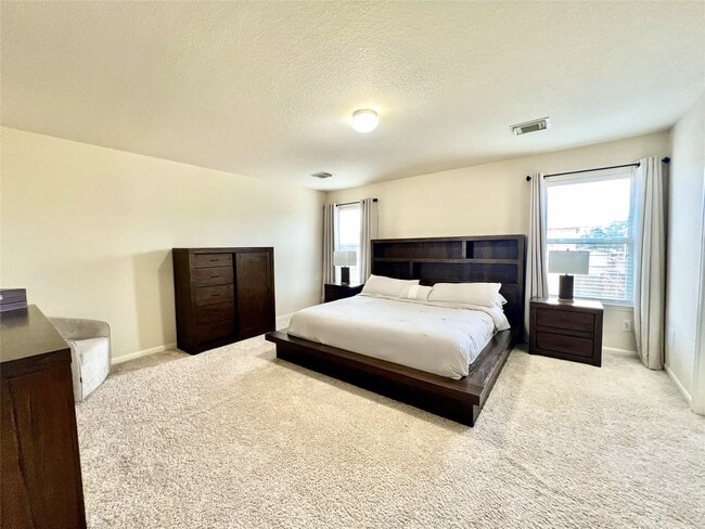 Building Photo - 839 Westwood Glen Ln