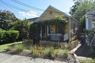 Building Photo - 705 N 5th Ave