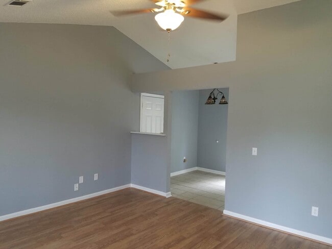 Building Photo - 157 Haney Rd