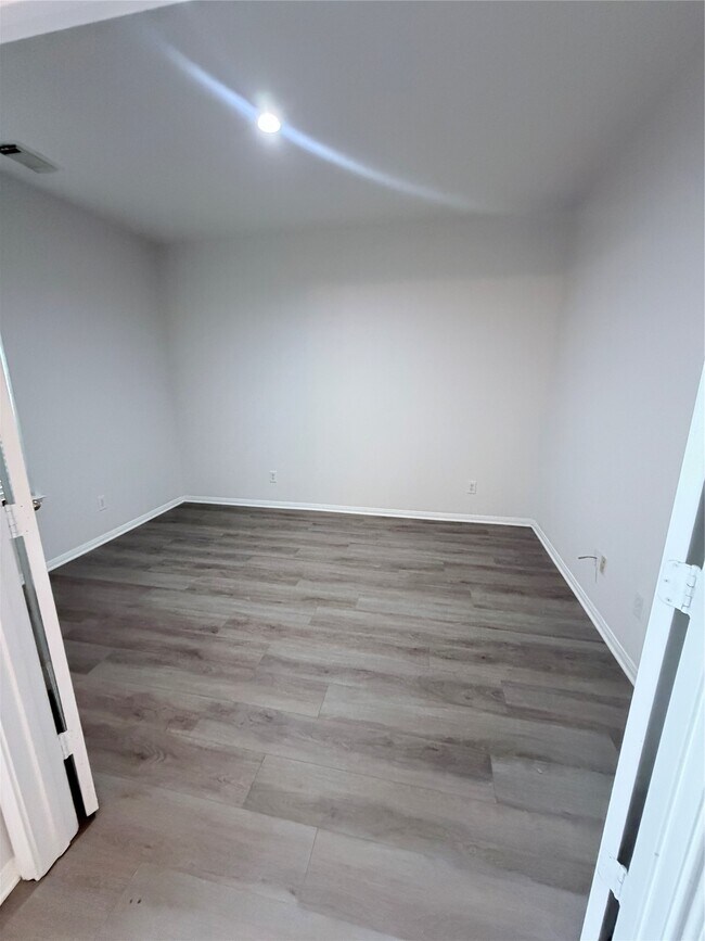 Building Photo - 17407 S Sienna Cove Ln