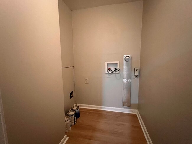 Building Photo - 311 Burke Ave