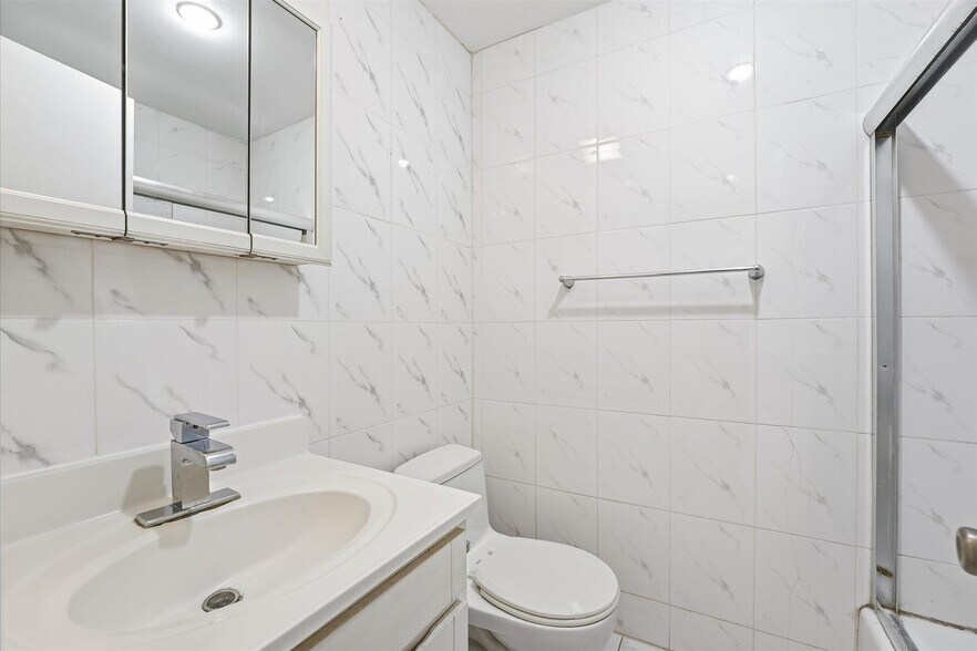 Building Photo - 41 Alan Terrace