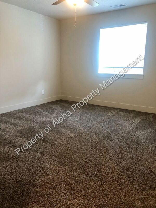 Building Photo - 1026 S Elder St