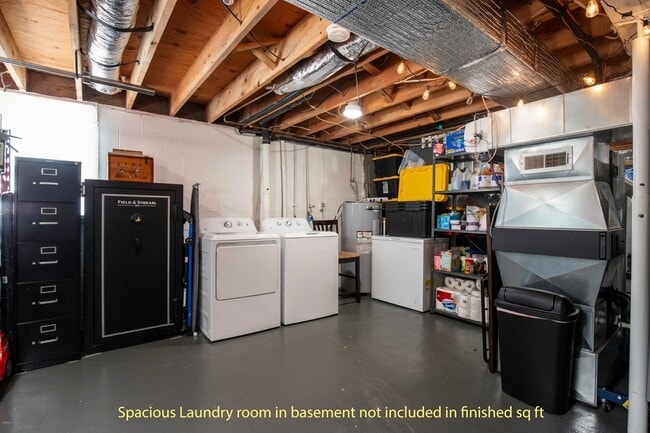 Building Photo - 413 Elm Street Heights