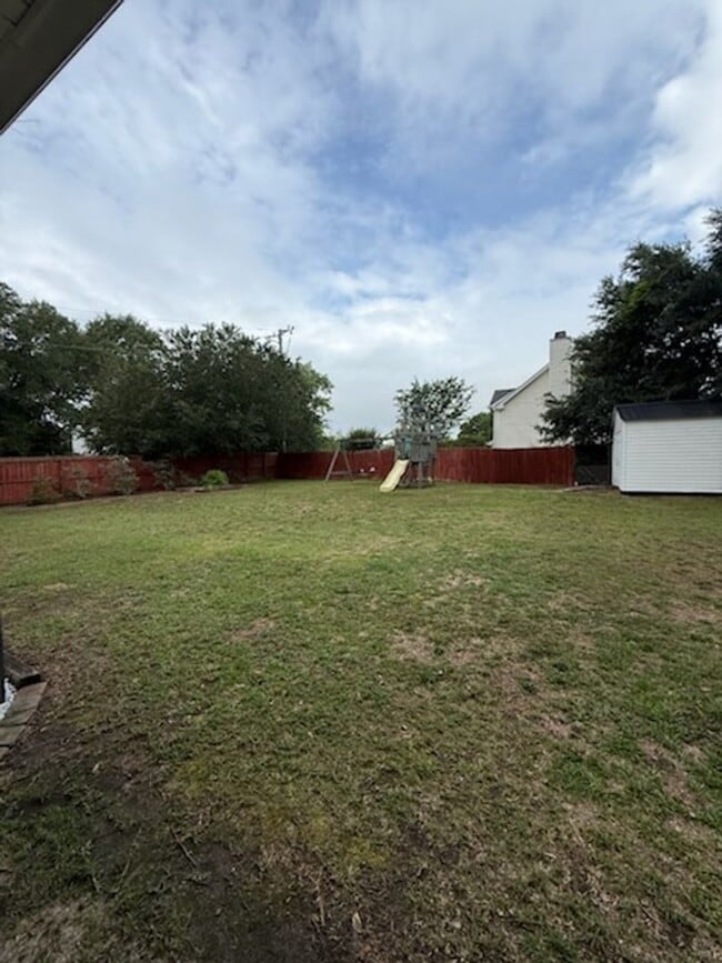 Building Photo - Charming 3-bedroom, 2-bath home in Florence,