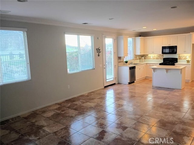 Building Photo - 8651 Mann Ln