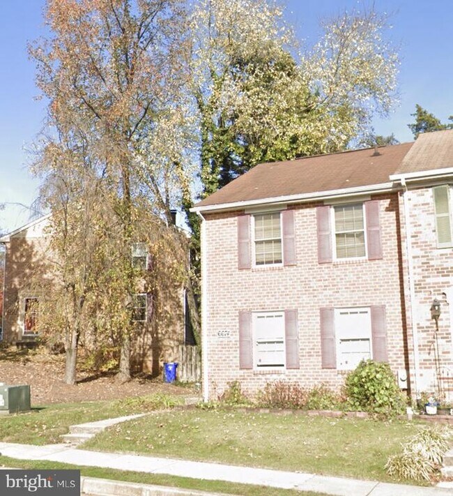 Building Photo - 6674 Ducketts Ln