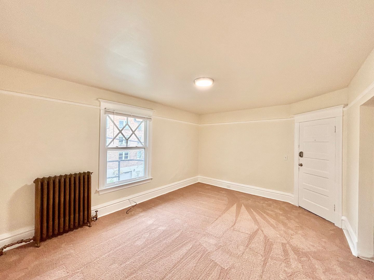 Building Photo - 302 W Olympic Pl