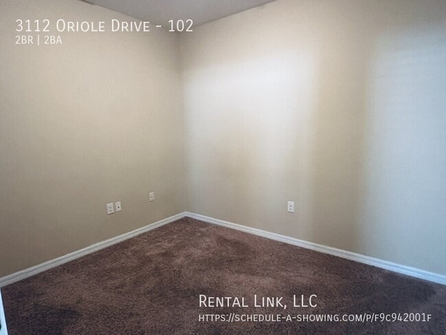 Building Photo - 3112 Oriole Dr