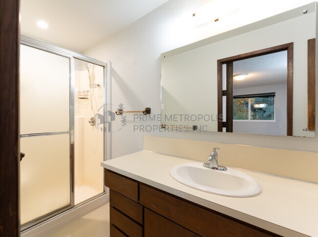 Building Photo - 5924 114th Pl SE