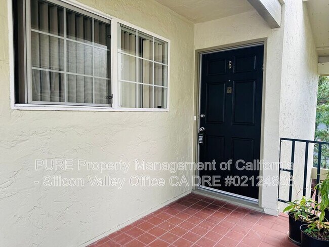 Building Photo - 4658 W Campbell Ave