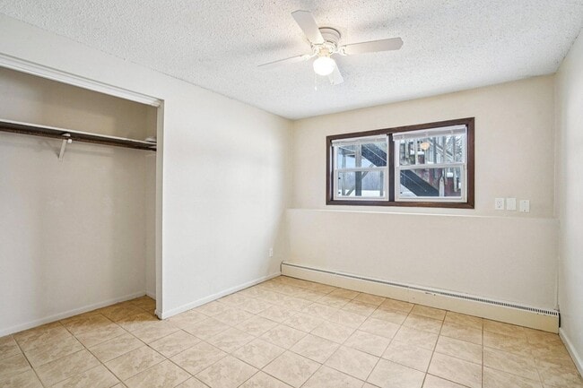 Building Photo - 17256 Kenyon St NE