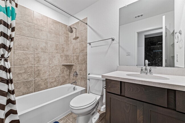 Building Photo - 21831 Tallulah River Dr