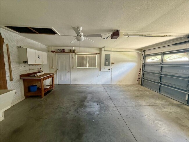 Building Photo - 11540 SW 74th Ct