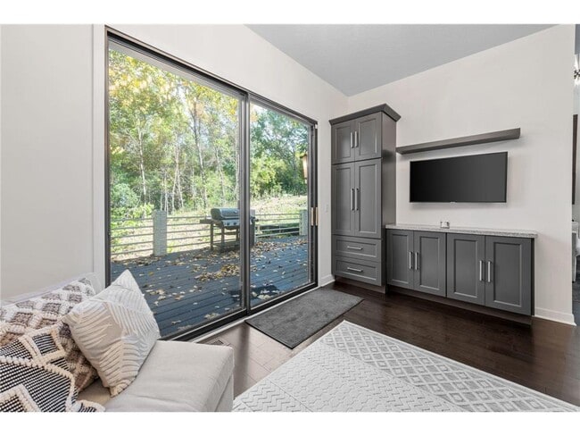 Building Photo - 11730 Vista Dr