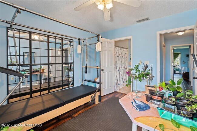 Building Photo - 199 Jimmy Buffett Mem Hwy