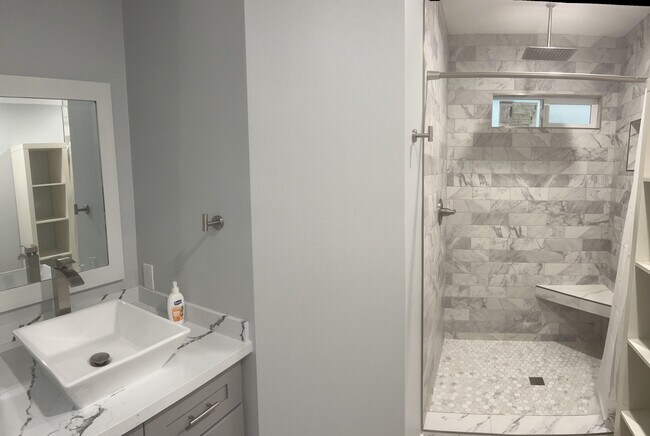 Restroom - 917 Clemensen Ave