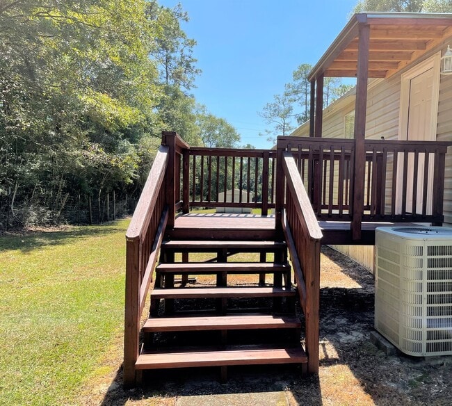 Building Photo - 3018 Aplin Rd