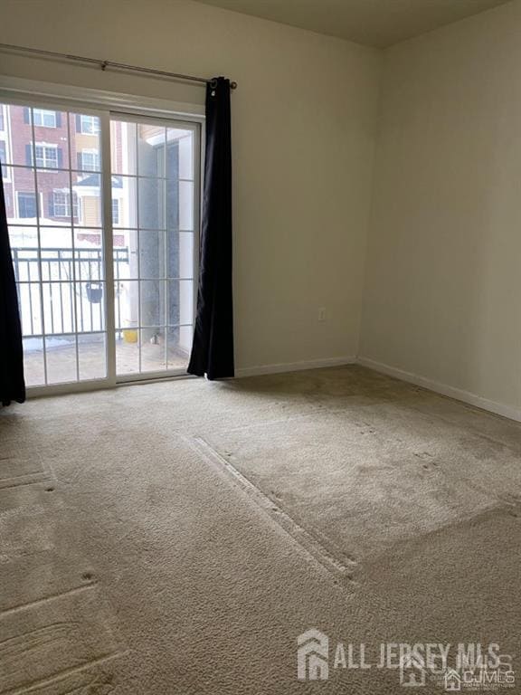 Building Photo - 613 Doral Ct