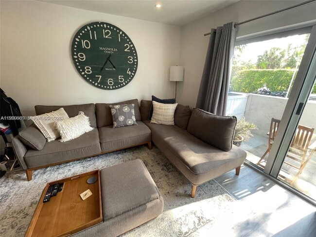 Building Photo - 7801 NE 4th Ct