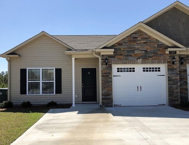 Primary Photo - 2307 Sweet Bay Dr