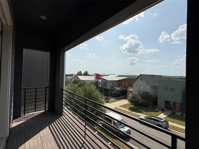 Building Photo - 6117 Seville Dr