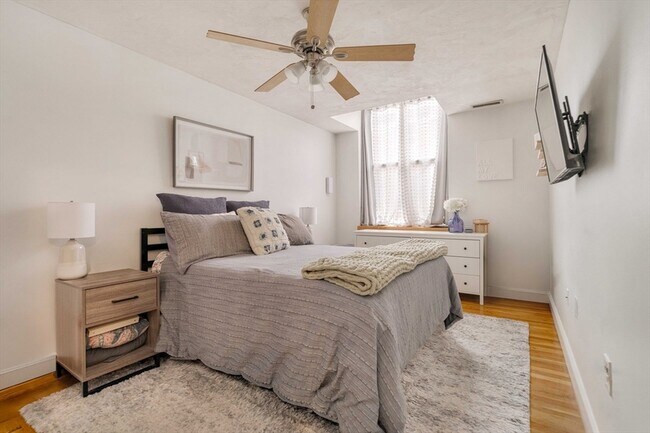 Building Photo - 188 North St