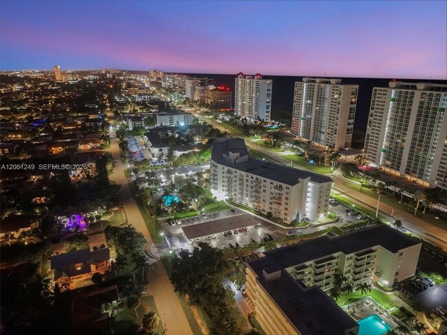 Building Photo - 2851 S Ocean Blvd
