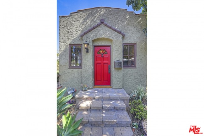 Building Photo - 1470 Westerly Terrace