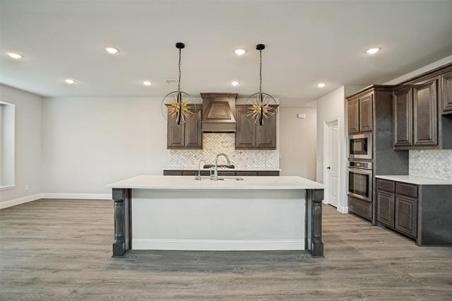 Building Photo - 812 Woodview Ct