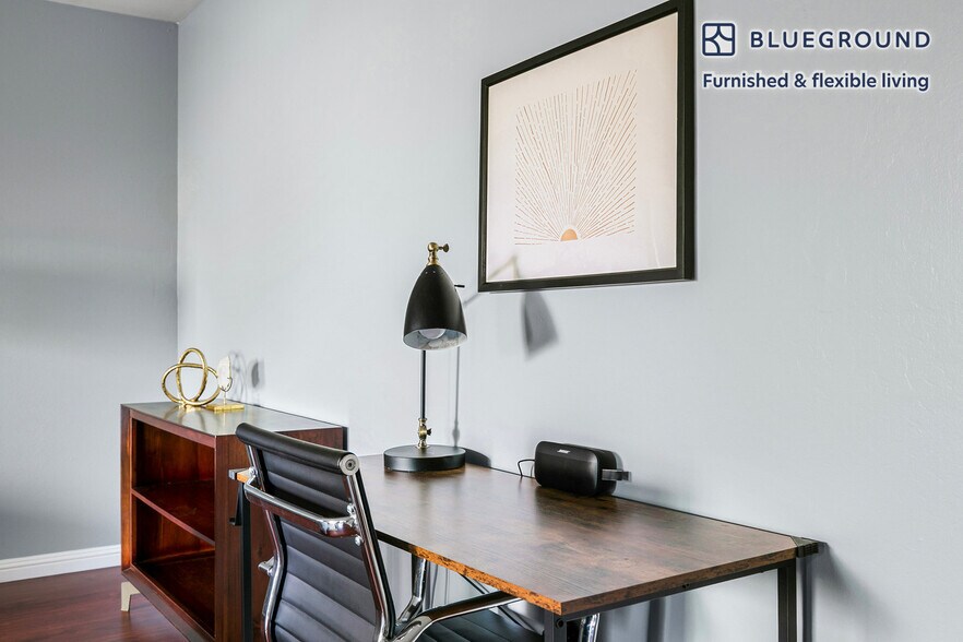 Building Photo - 235 Arlington Rd