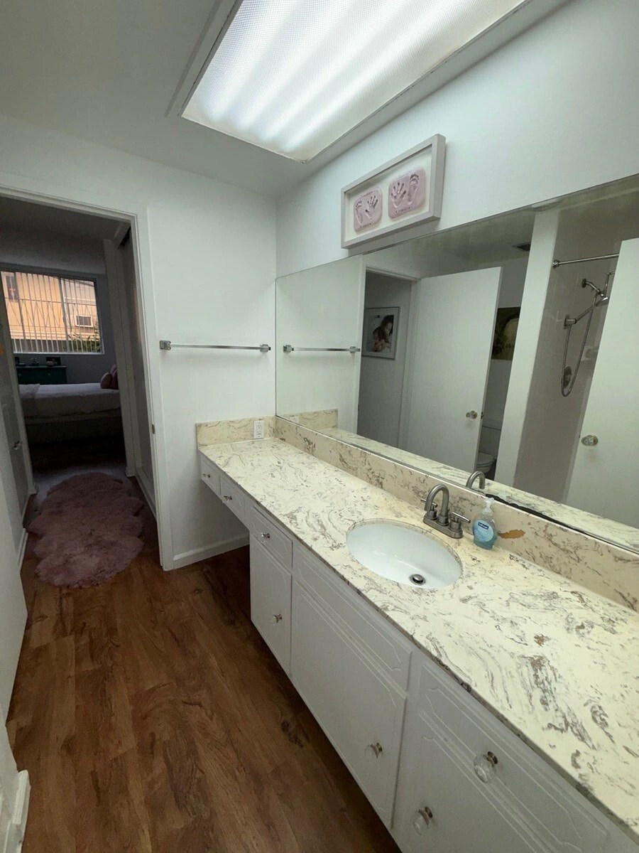 Building Photo - 1541 Hayworth Ave