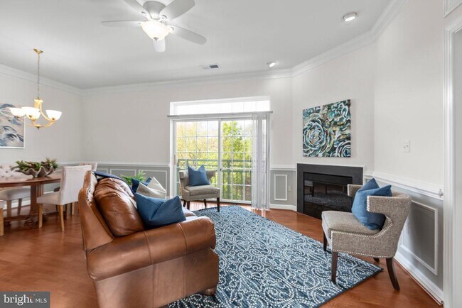Building Photo - 830 Belmont Bay Dr
