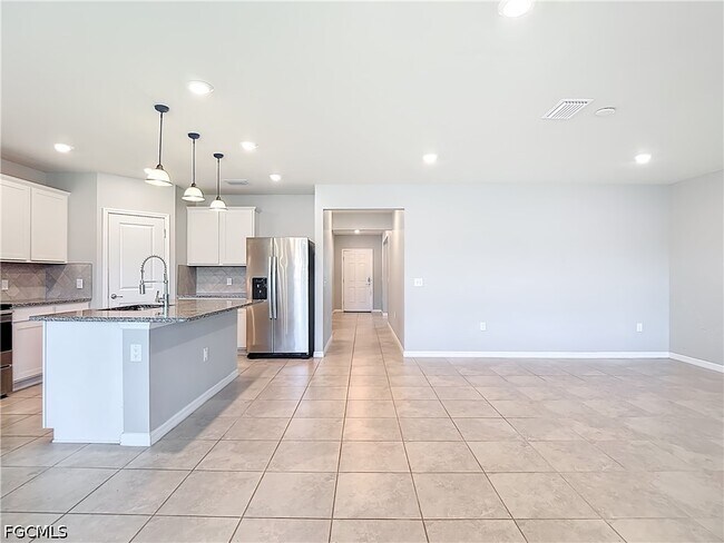 Building Photo - 16056 Enclaves Cv Dr