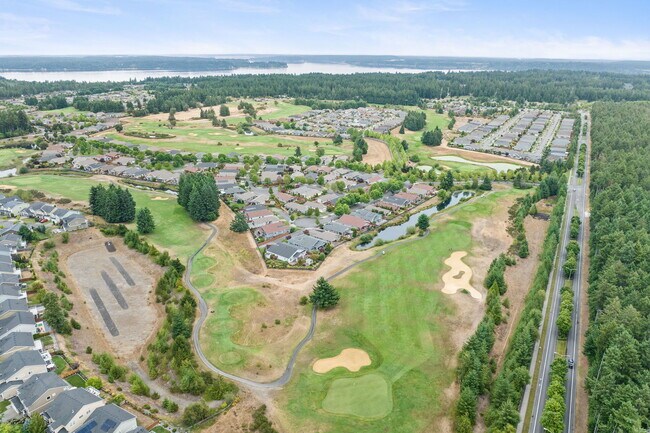 Building Photo - 4127 McKinley St NE