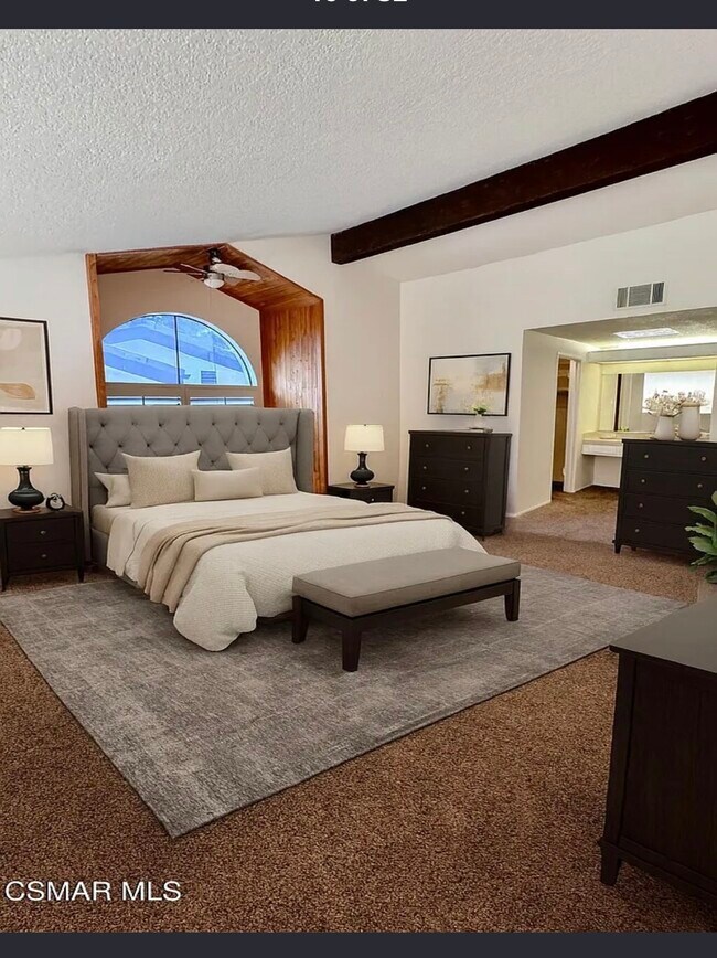 Building Photo - 5714 Skyview Way