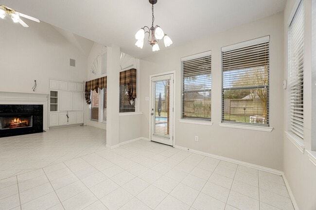 Building Photo - 21735 Canyon Peak Ln