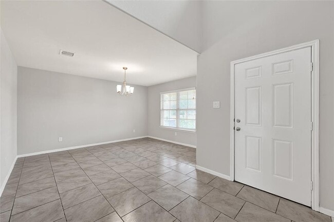 Building Photo - 29115 Jacobs River Dr