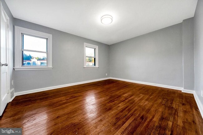 Building Photo - 7247 Glenthorne Rd