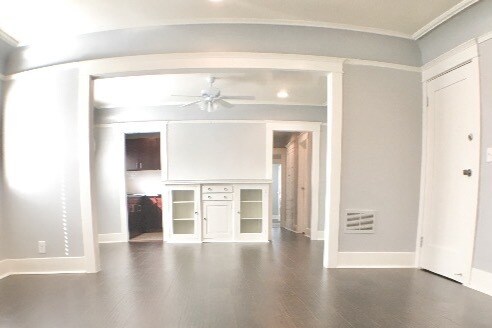 Building Photo - 1329 5th Ave