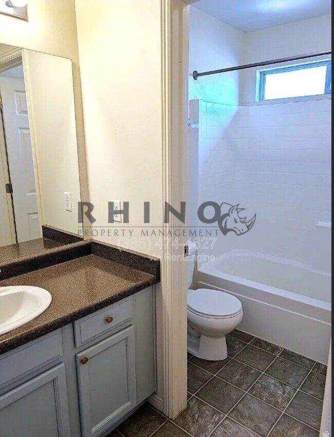 Building Photo - 2124 W 2180 N