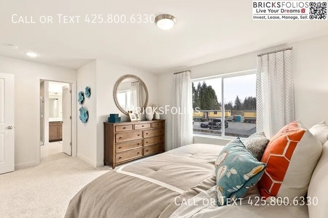 Building Photo - 5163 86th Ave NE