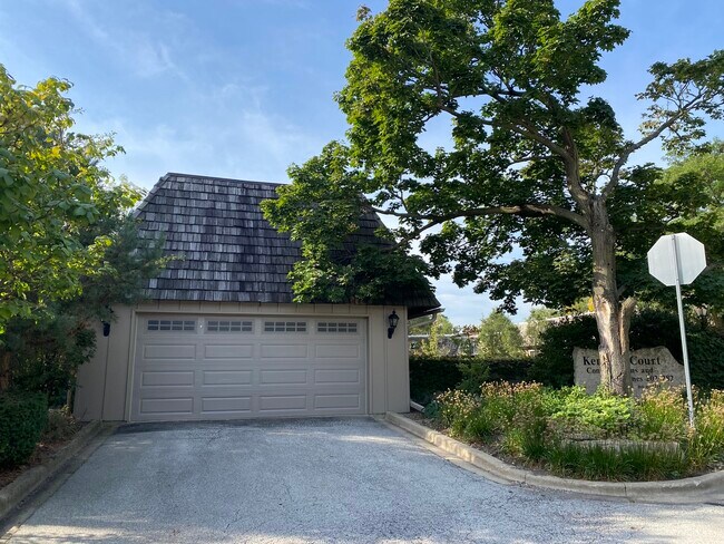Building Photo - 230 Kenston Ct