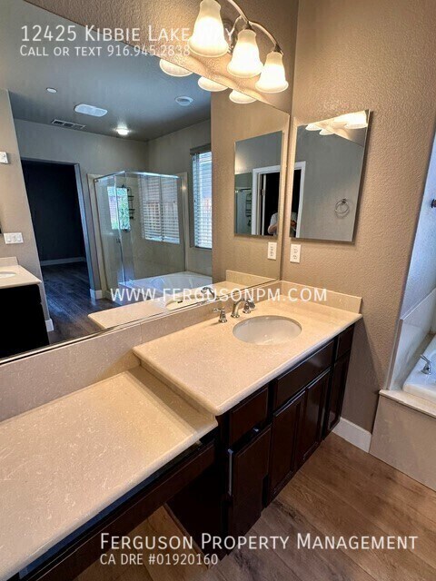 Building Photo - 12425 Kibbie Lake Way