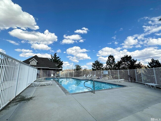 Primary Photo - 200 Talus Way