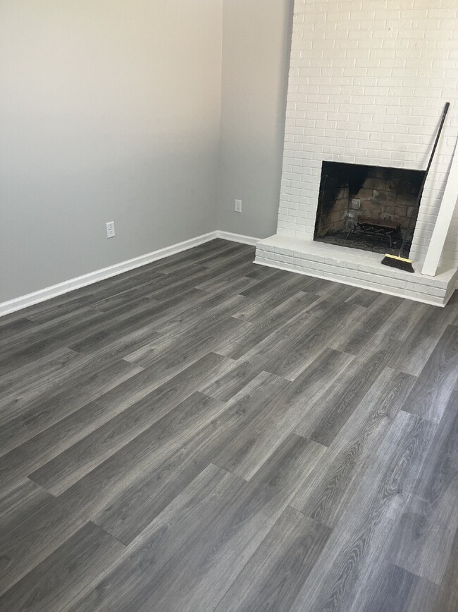 Building Photo - Newly Renovated 3-Bed Oasis with 2 Full Baths in Winston-Salem – Your Perfect Home Awaits!
